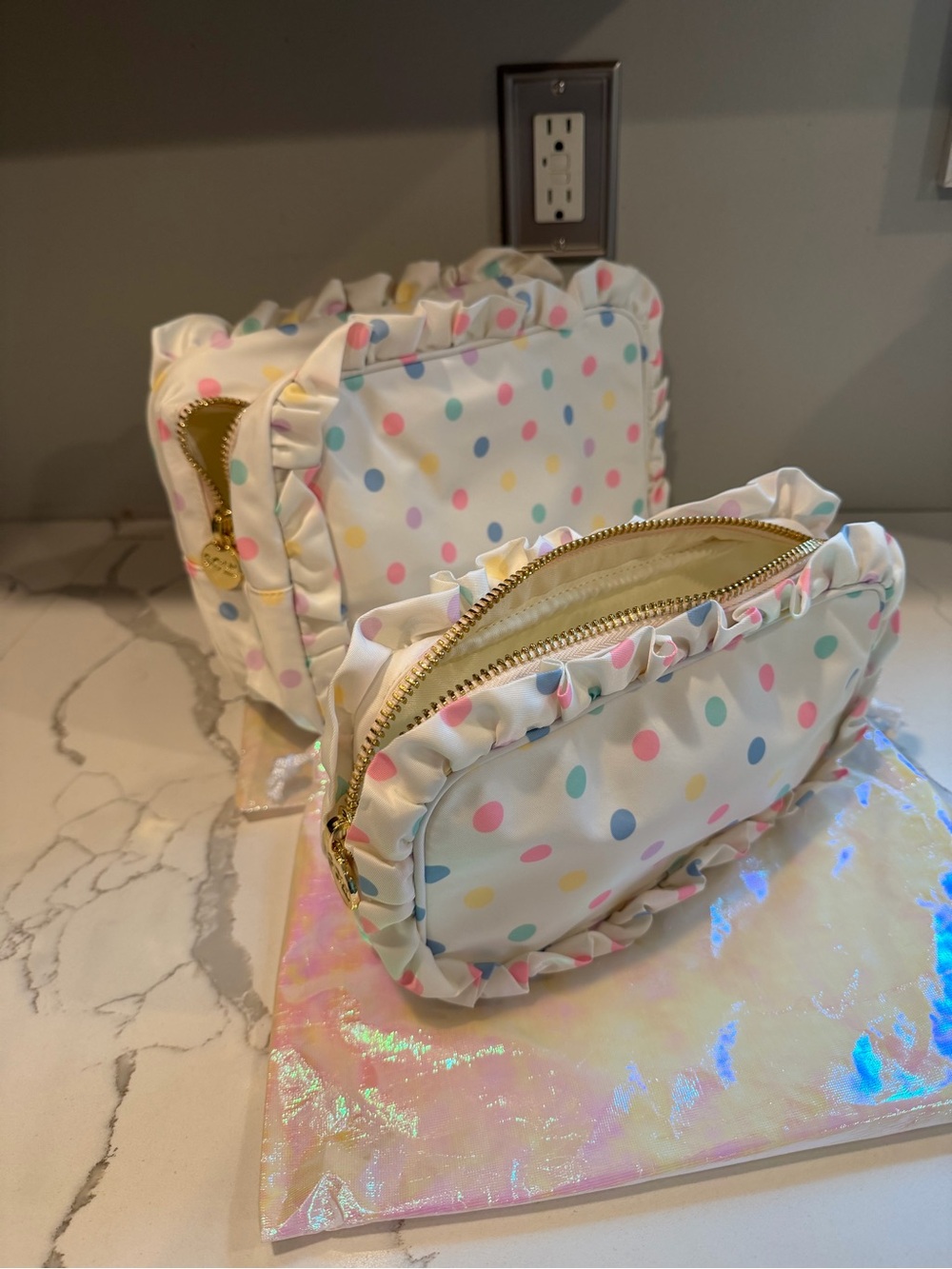 Stoney Clover Lane Pouch Set
